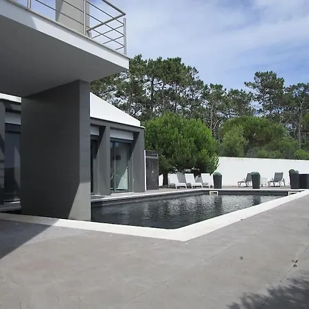 Casa Numa Zona Tranquila Villa Pataias